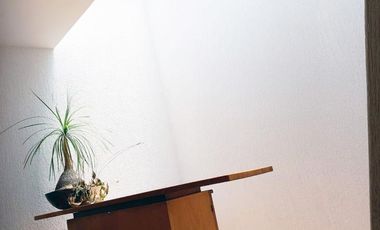 VENDO MUY AMPLIA Y COMODA CASA EN LA DEL VALLE  ATRAS DE LIVERPOOL INSURGENTES