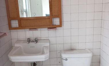 VENDO MUY AMPLIA Y COMODA CASA EN LA DEL VALLE  ATRAS DE LIVERPOOL INSURGENTES