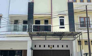 DISEWAKAN RUKO MUARA KARANG BLOK 4 TERMURAH