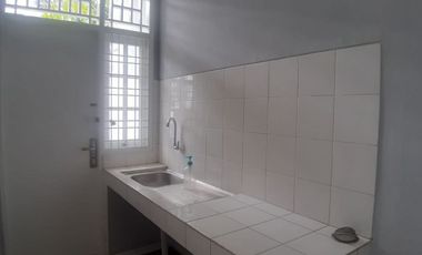 Di Sewakan Rumah Kucica, Bintaro Jaya Sektor 9
