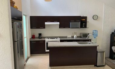 Excelente casa en venta en fraccionamiento Burgos de Cuernavaca, Morelos