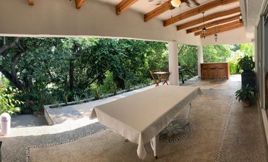 Excelente casa en venta en fraccionamiento Burgos de Cuernavaca, Morelos