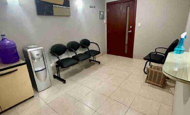 CONSULTORIO DE VENTA EN MEDICAL PLAZA, KENNEDY NORTE FRENTE AL PARQUE LINEAL