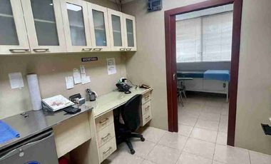 CONSULTORIO DE VENTA EN MEDICAL PLAZA, KENNEDY NORTE FRENTE AL PARQUE LINEAL