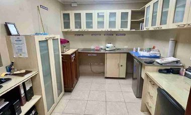 CONSULTORIO DE VENTA EN MEDICAL PLAZA, KENNEDY NORTE FRENTE AL PARQUE LINEAL