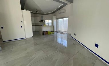 Casa en renta | Espacios amplios y patio privado | Playas de Chapultepec, Ensenada