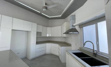 Casa en renta | Espacios amplios y patio privado | Playas de Chapultepec, Ensenada