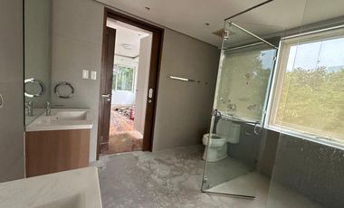 FOR RENT/LEASE: 4 BR House in Kasiyahan Homes Makati