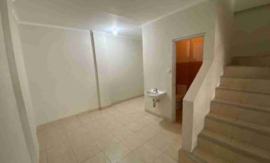 Di Sewa Ruko Baru Siap Pakai di Kalideres