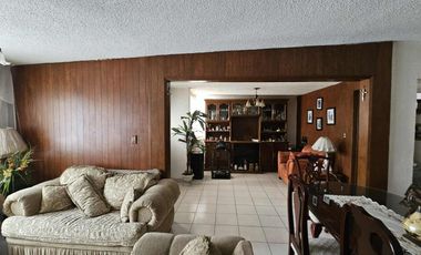 VENTA DE CASA EN LA COLONIA BOSQUES DE ARAGON