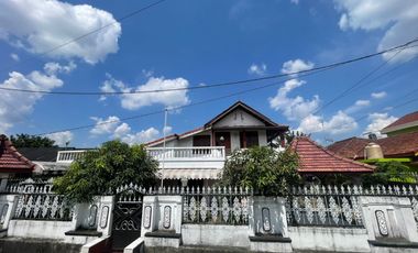 DIJUAL RUMAH KOMPLEK POLANTAS JALAN LETKOL ADRIANSZ SUKABANGUN PALEMBANG