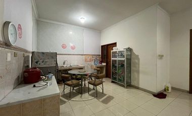 Disewakan Rumah Taman Permata Indah 3 Kamar Luas 2 Lantai Cocok untuk Keluarga