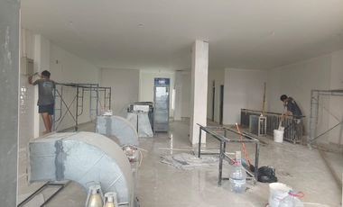 Ruko Gandeng 2 Golf Island Uk 9x15 Sudah Jebol ada Lift Bagus