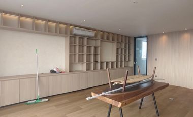 Ruko Gandeng 2 Golf Island Uk 9x15 Sudah Jebol ada Lift Bagus