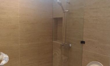 Ruko Gandeng 2 Golf Island Uk 9x15 Sudah Jebol ada Lift Bagus
