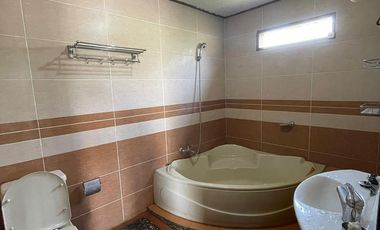 Villa Mewah di Kota Garut Pemandangan Indah & Udara Sejuk Pegunungan SHM IMB Ready dekat Hotel Santika Dekat Alun Alun Tarogong Pusat Kota Garut