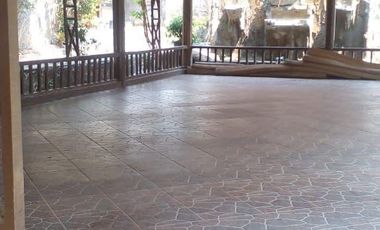 Villa Mewah di Kota Garut Pemandangan Indah & Udara Sejuk Pegunungan SHM IMB Ready dekat Hotel Santika Dekat Alun Alun Tarogong Pusat Kota Garut