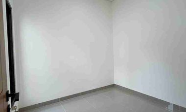 Rumah di Jual Beverly Lake