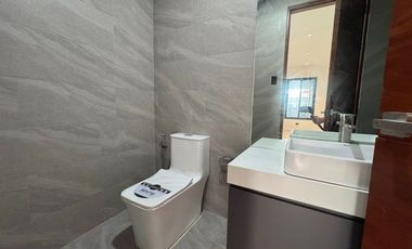 JAPANDI MODERN HOUSE FOR SALE IN BF HOMES