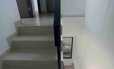 Dijual rumah siap huni di dekat Dago Cigadung Bandung