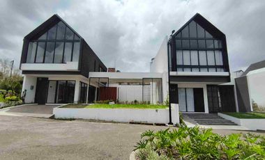 Rumah Dago nuansa villa sejuk  Bandung utara