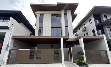 5 % DOWNPAYMENT THREE STOREY ZEN DESIGN HOUSE FOR SALE IN BF HOMES PARANAQUE