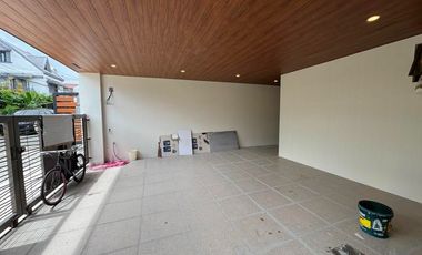 5 % DOWNPAYMENT THREE STOREY ZEN DESIGN HOUSE FOR SALE IN BF HOMES PARANAQUE