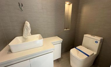 5 % DOWNPAYMENT THREE STOREY ZEN DESIGN HOUSE FOR SALE IN BF HOMES PARANAQUE