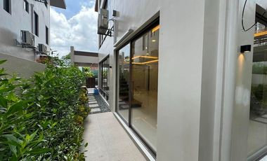 5 % DOWNPAYMENT THREE STOREY ZEN DESIGN HOUSE FOR SALE IN BF HOMES PARANAQUE