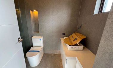 5 % DOWNPAYMENT THREE STOREY ZEN DESIGN HOUSE FOR SALE IN BF HOMES PARANAQUE