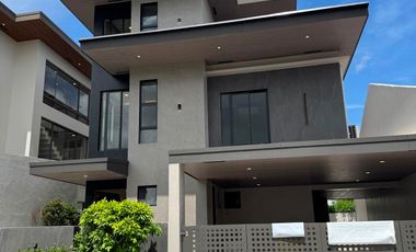 1,840,000.00 DOWNPAYMENT ONLY STUNNING MODERN DESIGN HOUSE IN BF HOMES