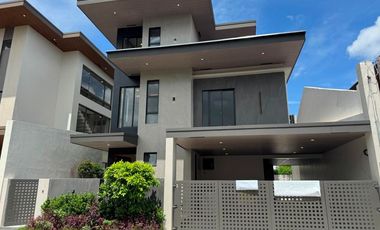 1,840,000.00 DOWNPAYMENT ONLY STUNNING MODERN DESIGN HOUSE IN BF HOMES