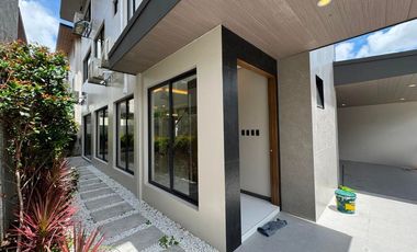 1,840,000.00 DOWNPAYMENT ONLY STUNNING MODERN DESIGN HOUSE IN BF HOMES