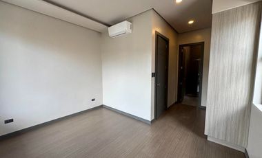 1,840,000.00 DOWNPAYMENT ONLY STUNNING MODERN DESIGN HOUSE IN BF HOMES