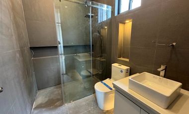 1,840,000.00 DOWNPAYMENT ONLY STUNNING MODERN DESIGN HOUSE IN BF HOMES