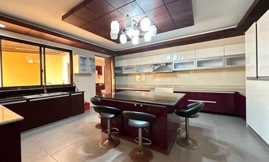 FOR SALE MASSIVE WELL MAINTAINED HOUSE IN BF HOMES