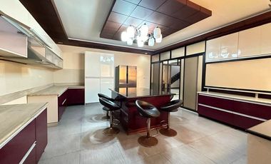 FOR SALE MASSIVE WELL MAINTAINED HOUSE IN BF HOMES