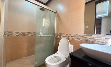 FOR SALE MASSIVE WELL MAINTAINED HOUSE IN BF HOMES