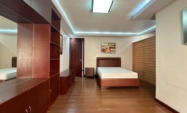 FOR SALE MASSIVE WELL MAINTAINED HOUSE IN BF HOMES