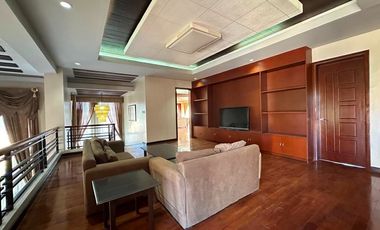 FOR SALE MASSIVE WELL MAINTAINED HOUSE IN BF HOMES