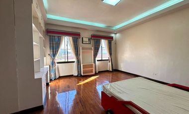 FOR SALE MASSIVE WELL MAINTAINED HOUSE IN BF HOMES