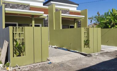RUMAH MURAH DEKAT MINU PUCANG DAN ALUN ALUN SIDOARJO