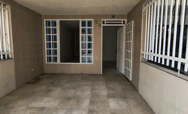 ALQUILO EXCELENTE CASA TRIPLANTA AL SUR DE CALI EN CALI CANTO.