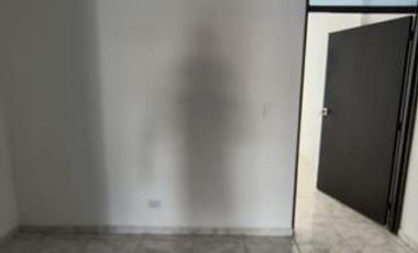 ALQUILO EXCELENTE CASA TRIPLANTA AL SUR DE CALI EN CALI CANTO.