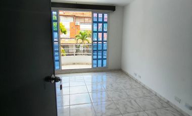 ALQUILO EXCELENTE CASA TRIPLANTA AL SUR DE CALI EN CALI CANTO.