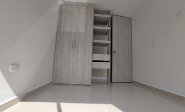 Se arrienda apartamento en Miramar