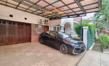 Disewakan Rumah 2 Lantai Rapi Siap Huni Full Furnish di Bintaro Sektor 9