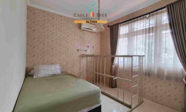 Disewakan Rumah 2 Lantai Rapi Siap Huni Full Furnish di Bintaro Sektor 9