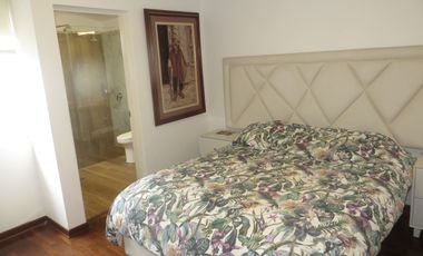 CASA DE UN SOLO PISO EN LA MOLINA: 650 M2, 4 DORM+ESCRIT, 3 BAÑ, $ 498,000