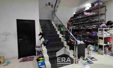 Rumah bagus berlokasi di tubagus angke, jalan lebar, siap huni, lepas segera